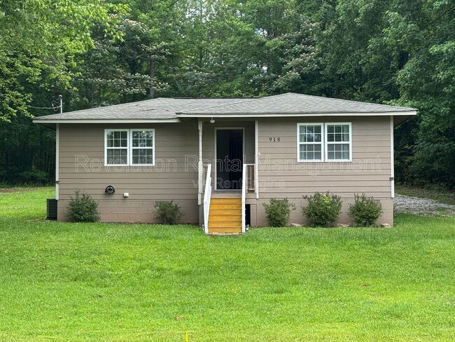 918 Poplar Rd