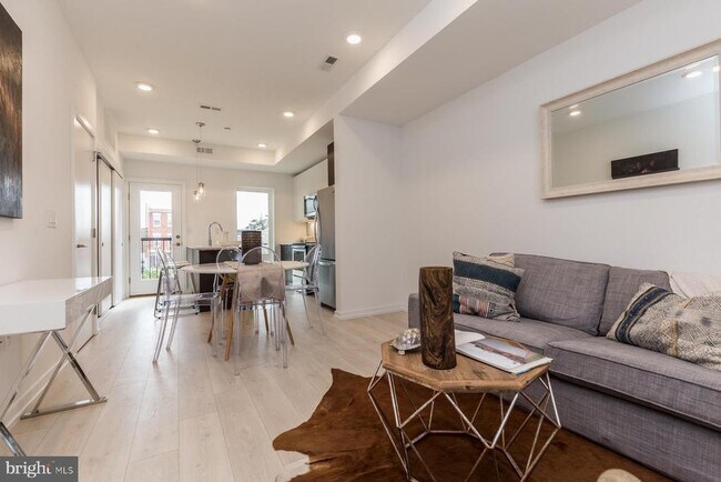 1233 N 27th St in Philadelphia, PA - Building Photo - Building Photo
