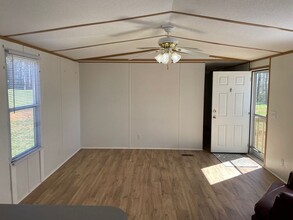 7334 Gravel Hill Rd in Denton, NC - Building Photo - Building Photo