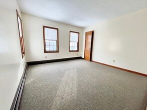 34 Dorchester St in Worcester, MA - Building Photo - Building Photo