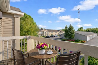 River Club in Holland, MI - Building Photo - Building Photo