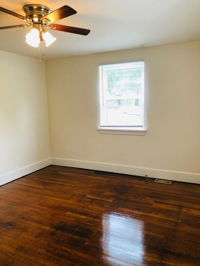 property at 6022 Club Rd