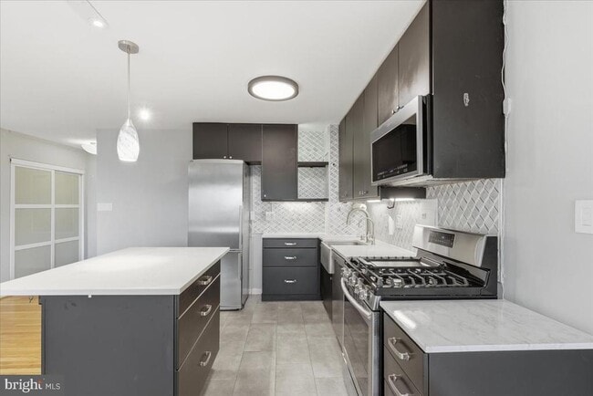 property at 1300 S Arlington Ridge Rd