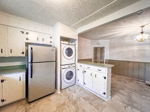 715 E 58th St in Savannah, GA - Foto de edificio - Building Photo