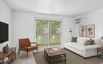 Irish Hills Apartments in South Bend, IN - Foto de edificio - Building Photo