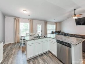 1016 Amberlight Circle in Salisbury, NC - Building Photo - Building Photo