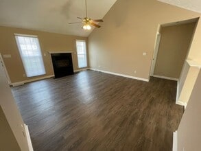 2054 Osprey Cove Ave in Shelbyville, KY - Building Photo - Building Photo
