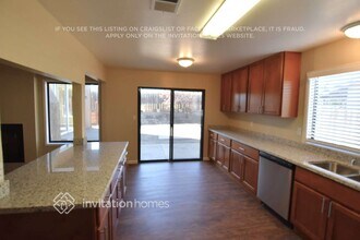 2310 Dover Way in Pittsburg, CA - Building Photo - Building Photo