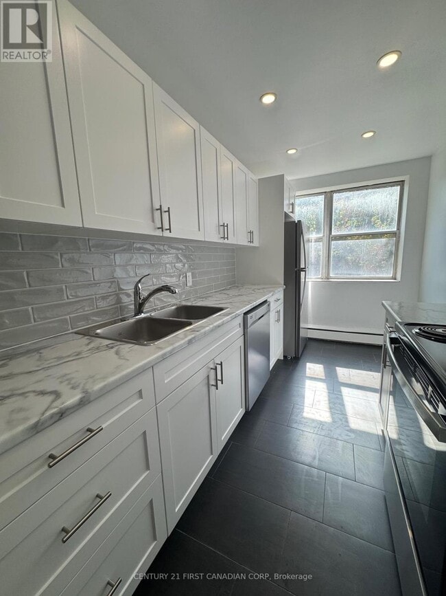 property at 75 High St