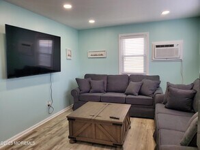 115 Dupont Ave in Seaside Heights, NJ - Building Photo - Building Photo