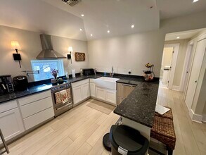 246 Washington Ave in La Grange, IL - Building Photo - Building Photo