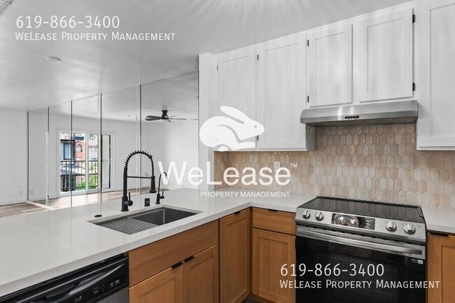 property at 5995 Dandridge Ln