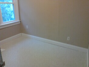 313 Washtenaw Rd, Unit 4 in Ypsilanti, MI - Building Photo - Building Photo