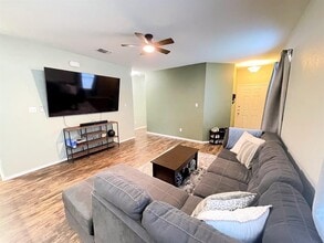 228 La Dera Dr in Liberty Hill, TX - Building Photo - Building Photo