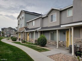 220 N 750 E St in Vineyard, UT - Building Photo