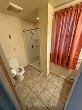 412 Lafayette St, Unit Lower in Jamestown, NY - Foto de edificio - Building Photo