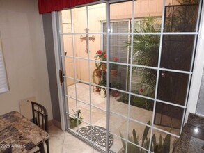 5100 N MILLER Rd in Scottsdale, AZ - Building Photo - Building Photo