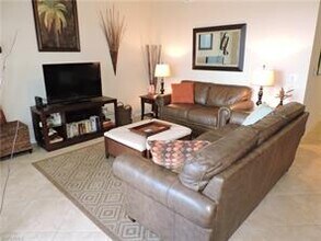 10345 Heritage Bay Blvd-Unit -2036 in Naples, FL - Building Photo - Building Photo