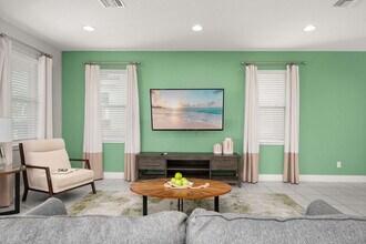 301 Burma St in Kissimmee, FL - Building Photo - Building Photo