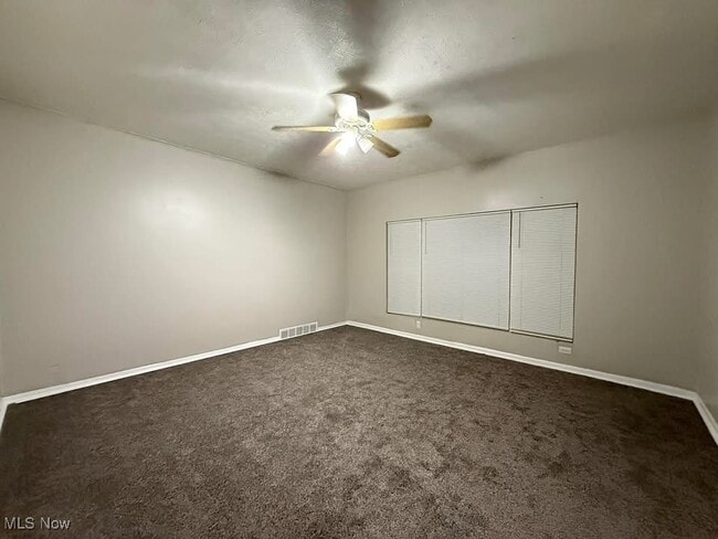 property at 4201 Howlett Ave