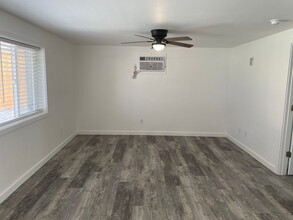 2583 Elgin Rd in Moses Lake, WA - Building Photo - Building Photo