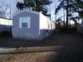 169 S King Charles Ct in Rocky Mount, NC - Building Photo