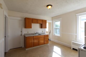 64 James St in Hartford, CT - Building Photo - Building Photo