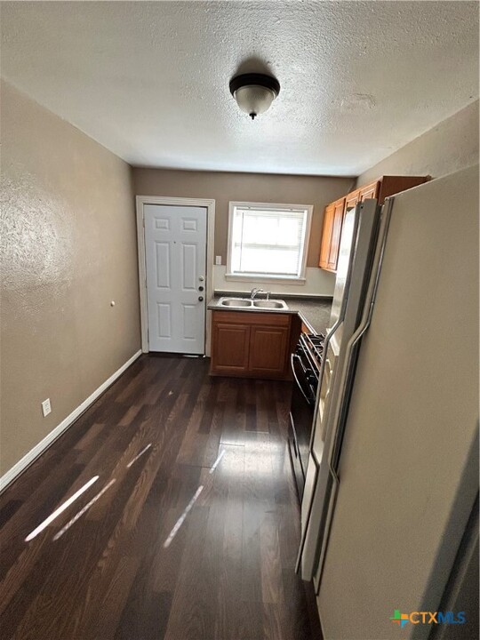 712 Sutton Dr in Killeen, TX - Building Photo