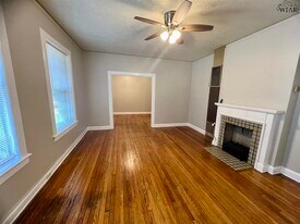1109 Harrison St in Wichita Falls, TX - Building Photo