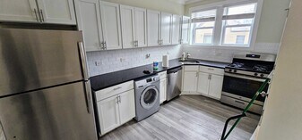 3838 N Greenview Ave, Unit 3817.5 -2E in Chicago, IL - Building Photo
