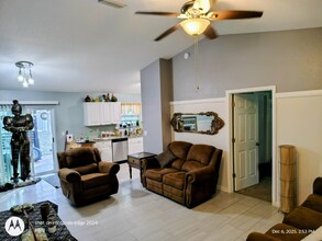 19370 St Benedict Dr in Dunnellon, FL - Foto de edificio - Building Photo