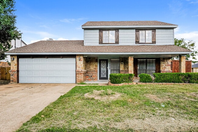 property at 7529 Ashwood Cir