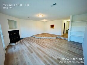 945 Allendale Dr in Hampton, VA - Building Photo - Building Photo