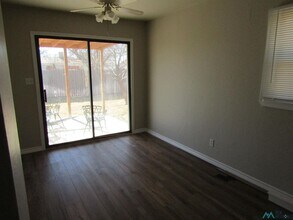 1801 W Hermosa Dr in Artesia, NM - Building Photo - Building Photo