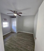 3971 SW 12th Pl in Fort Lauderdale, FL - Building Photo - Building Photo