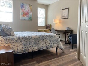 3060 Horizon Ln in Naples, FL - Building Photo - Building Photo