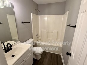 2708 Bluff View Dr in Greenville, NC - Building Photo - Building Photo