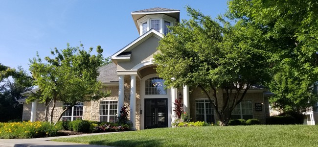 The Dunes at St. Andrews in Overland Park, KS - Building Photo - Building Photo