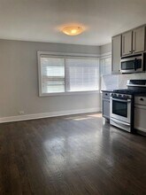 4240 Gilbert Ave in Western Springs, IL - Building Photo - Building Photo