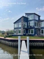 2135 Riverside Pointe Dr in St. Joseph, MI - Building Photo