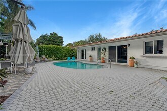 2210 NE 62nd St in Fort Lauderdale, FL - Building Photo - Building Photo