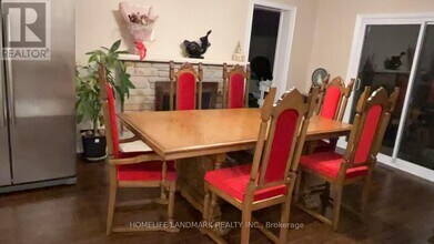 37 Allangrove Crescent in Toronto, ON - Building Photo - Building Photo