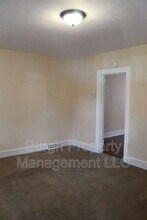 651 Orchard St in Bridgeville, PA - Building Photo - Building Photo