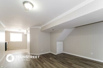 18417 Spruce St in Gardner, KS - Foto de edificio - Building Photo