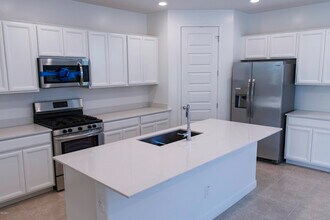 1106 E Weatherby Way in Chandler, AZ - Foto de edificio - Building Photo