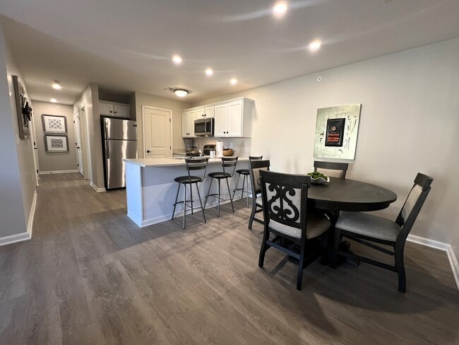 Harrison Apartments in Corydon, IN - Foto de edificio - Building Photo