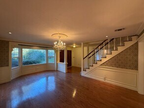 849 Oak Ln in Escondido, CA - Building Photo - Building Photo