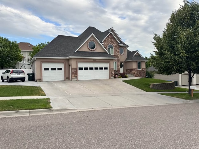 property at 2765 Sonoma St