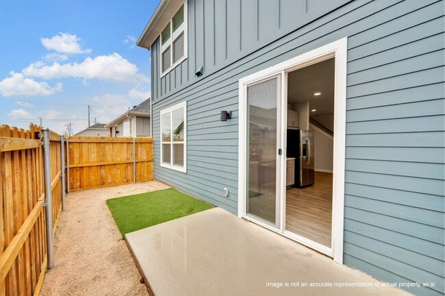 property at 10143 Danielson Grv Dr