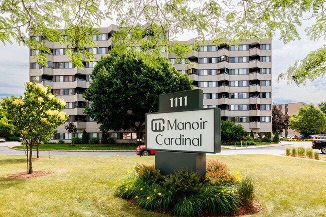 Manoir Cardinal in Laval, QC - Building Photo - Building Photo